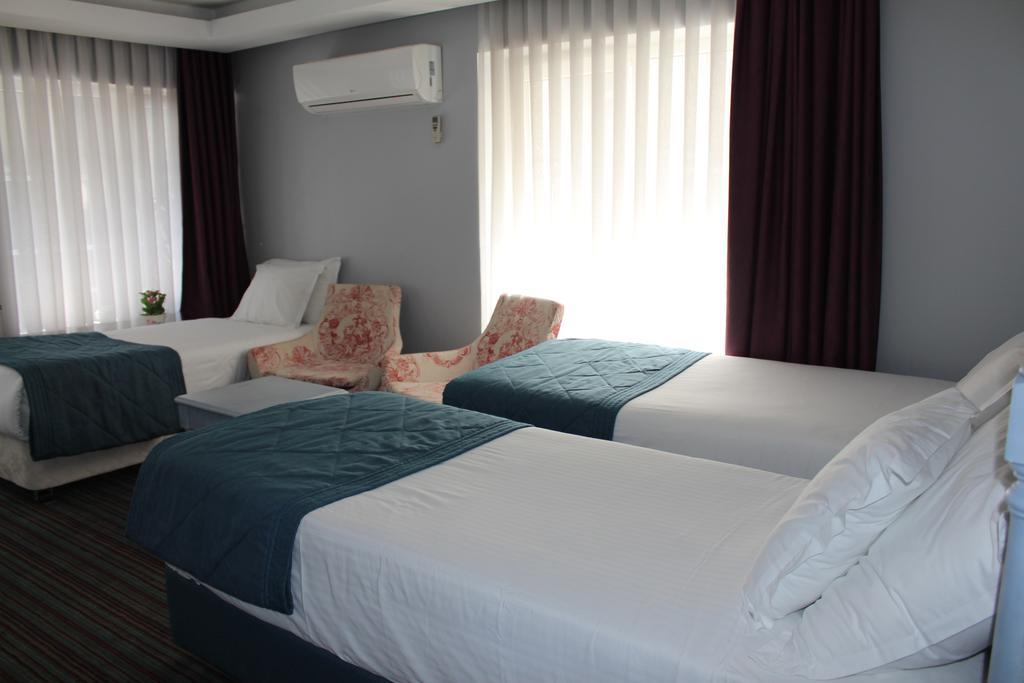 Taksim Santa Lucia Hotel Istanbul Room photo