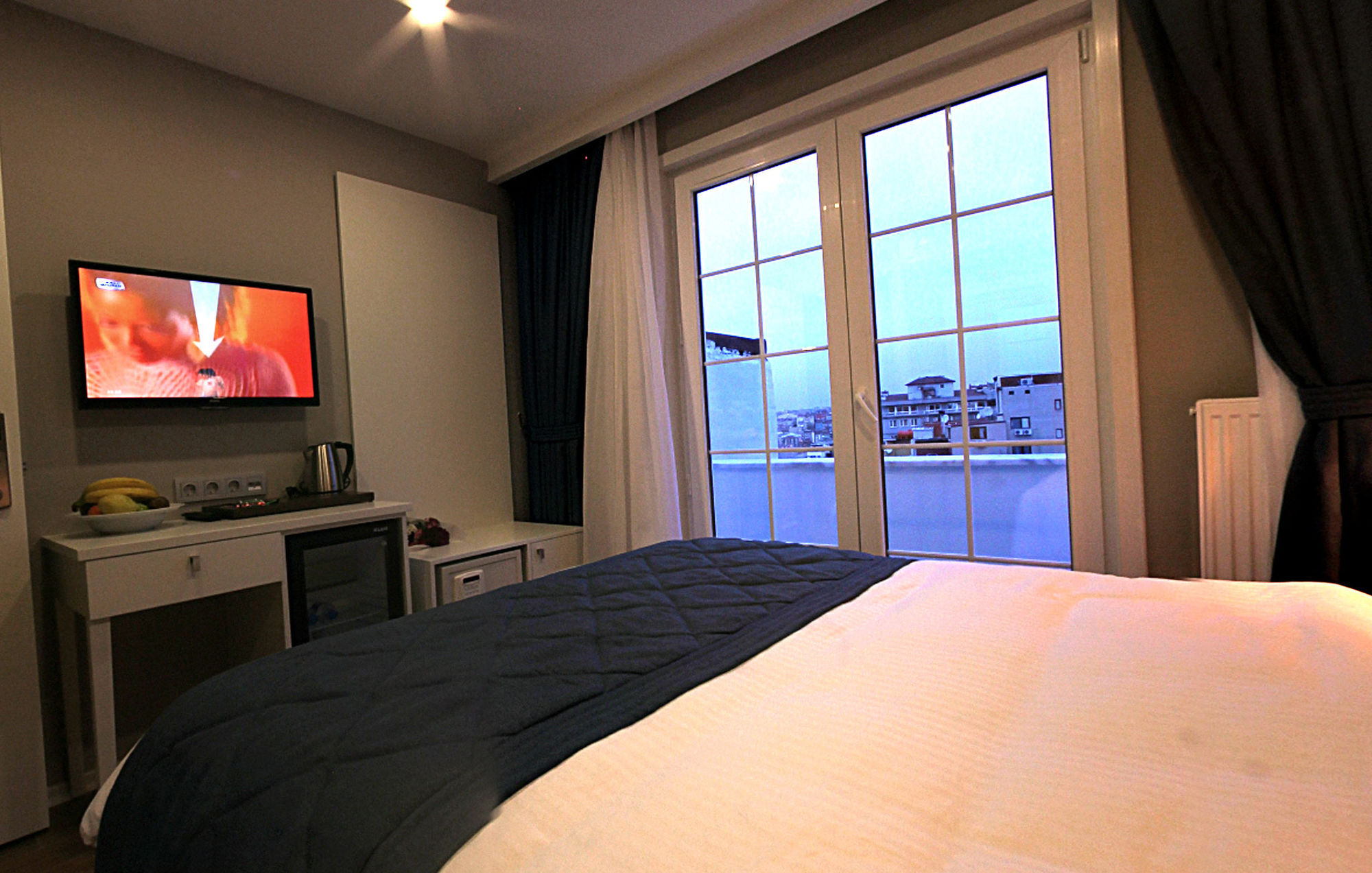 Taksim Santa Lucia Hotel Istanbul Exterior photo