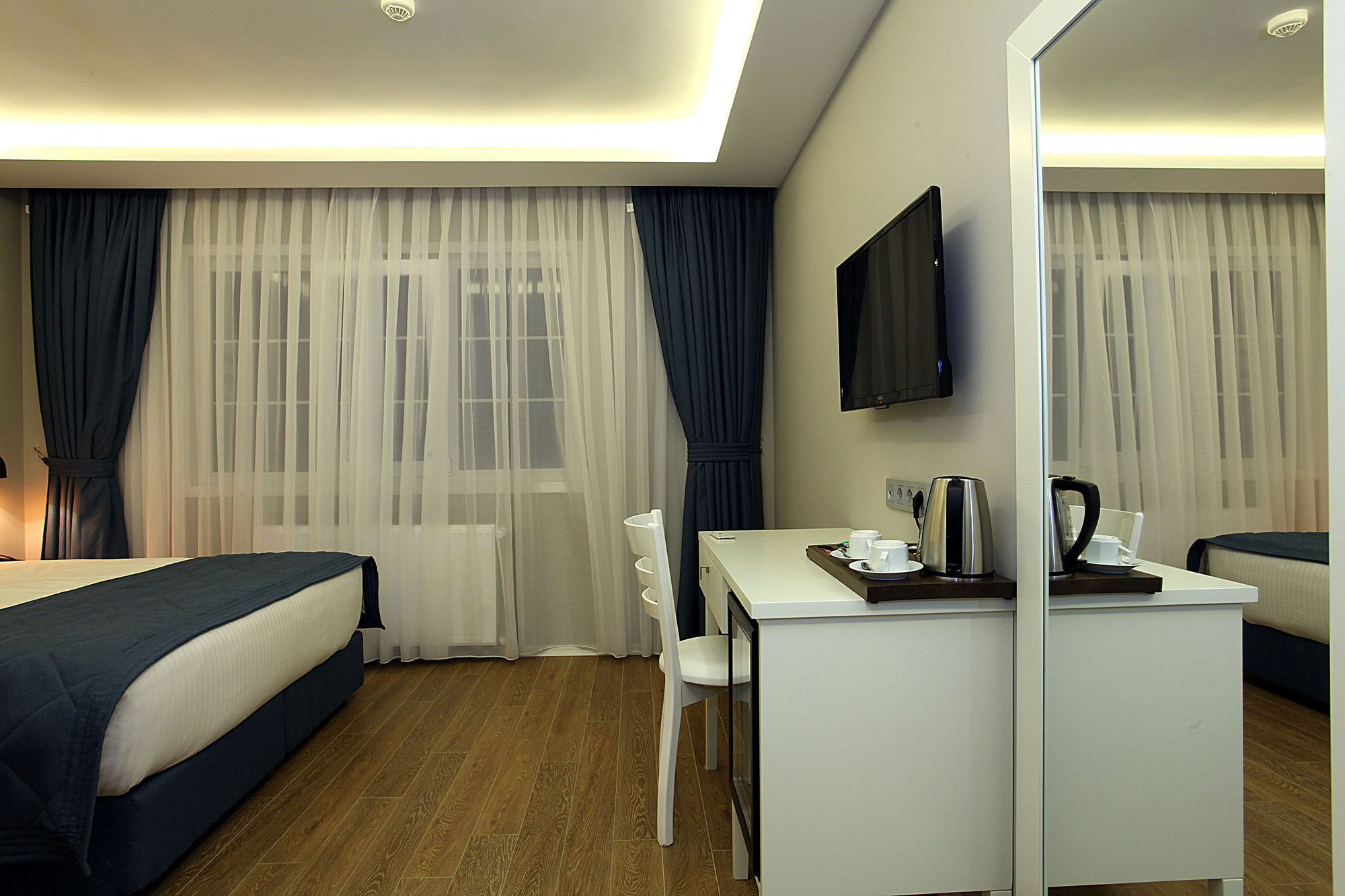 Taksim Santa Lucia Hotel Istanbul Exterior photo