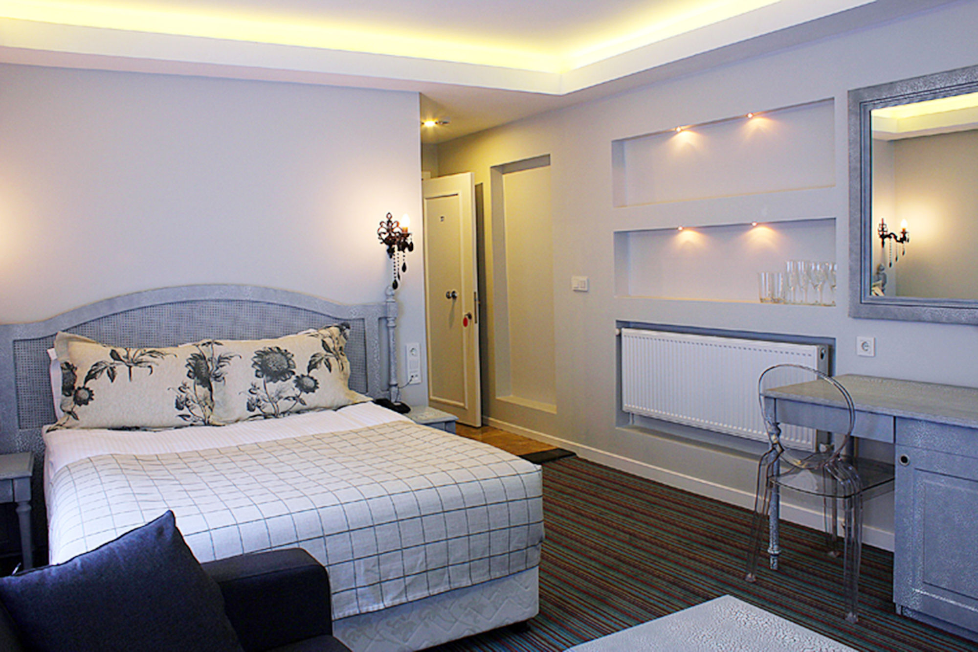 Taksim Santa Lucia Hotel Istanbul Exterior photo